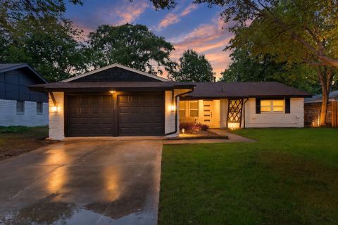1715 Bradford Drive