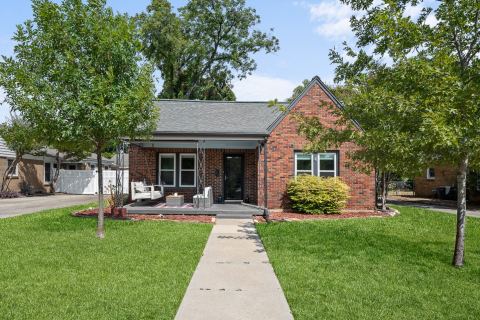 1116 Bonnie Brae Avenue