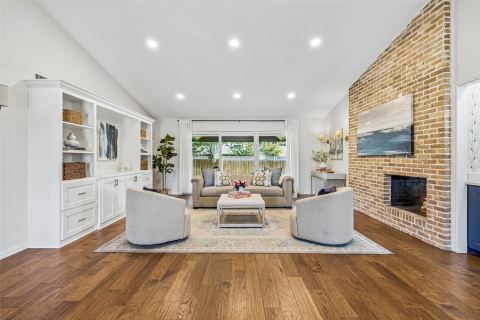 4044 Boca Bay Drive, Dallas