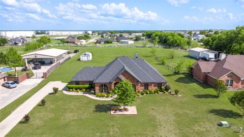16055 PRAIRIE MEADOW Lane