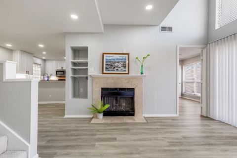 4221 Cole Avenue 202