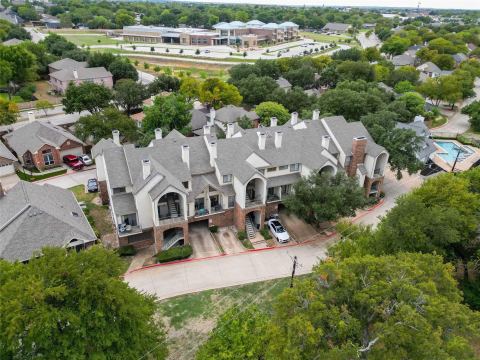 501 Arbor Creek Drive 207, Euless