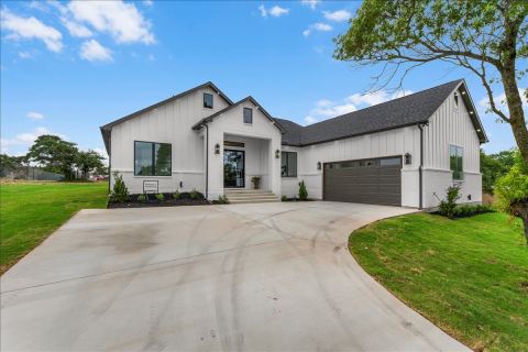 106 McClure Court