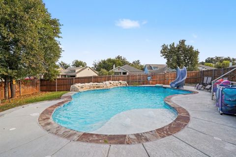 360 Daleview Drive, Kennedale