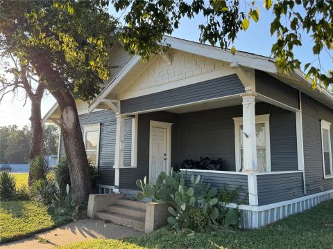 204 W Westhill Drive