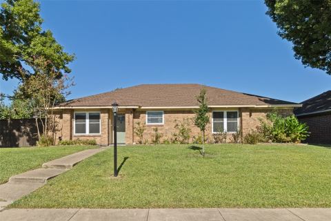 2623 San Saba Street
