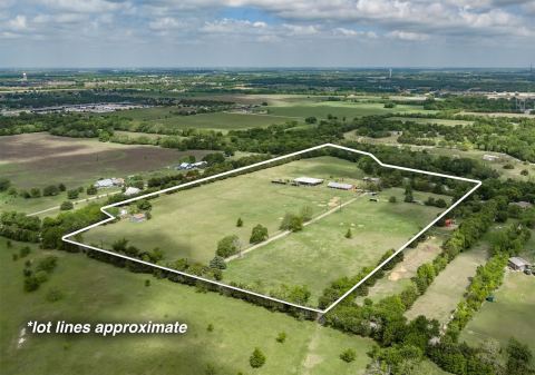3135 County Road 427, Anna