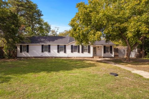 2523 N Prairie Creek Road, Dallas